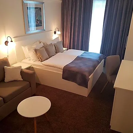 Argentum Hotel 3*